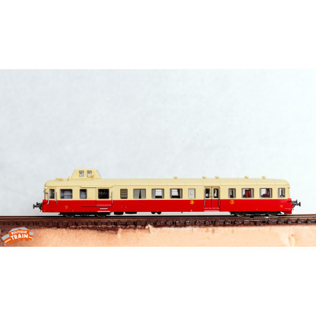TRAINS160 16061 - Autorail X 3922 SNCF 1ère/2ème classe époque IIIc