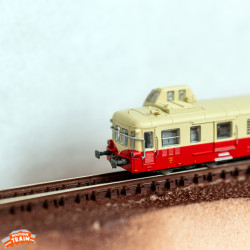 TRAINS160 16061 - Autorail X 3922 SNCF 1ère/2ème classe époque IIIc