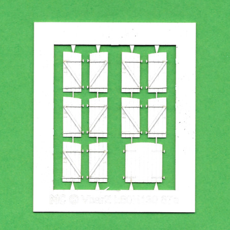 Maquette Création - Volet bois arrondis L60 H130 renfort Z échelle H0