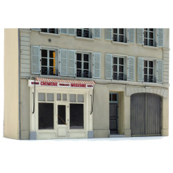 Artitec 10.431 - Façade du magasin de la famille Moreau