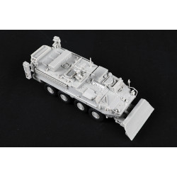 Trumpeter 07456 - M1132 Stryker Engineer Squad Vehicle w/SOB 07456