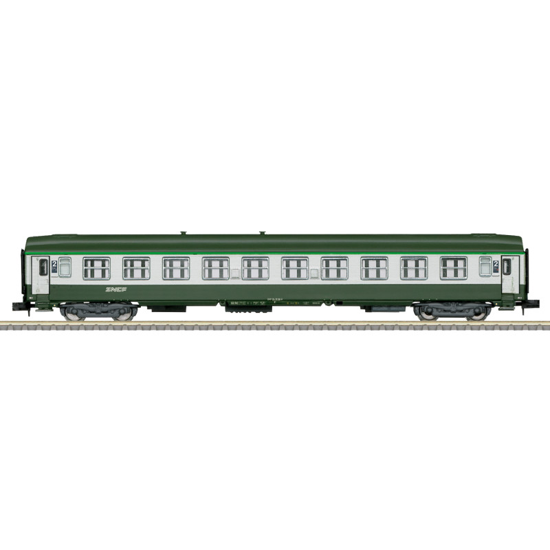 Minitrix 18466 - Voiture de grandes lignes type B10