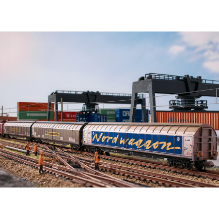 Minitrix 18297 - "Transwaggon" Sliding Wall Boxcar Set