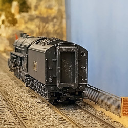 Trix 25492  - AC/DC "Black Ice" Steam Locomotive with a Tender