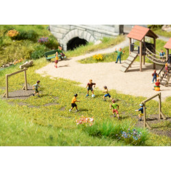 Noch 15817 - Children on the Football Ground