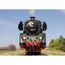 Marklin 39029 - Class 18.3 Steam Locomotive