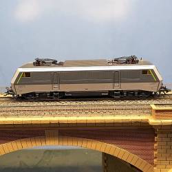 Marklin - Hamo 3364 -  Locomotive type BB 26000 SNCF (multi services 26070) Used