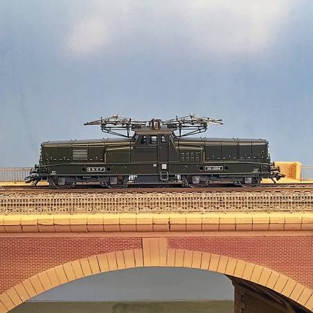 Trix 22728 - Locomotive BB 12000 ep III SNCF ( livrée verte12068) Used - new