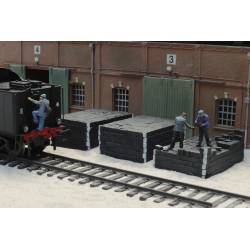 Artitec 387.622 - Brikettstapel im Depot, abgebrochen