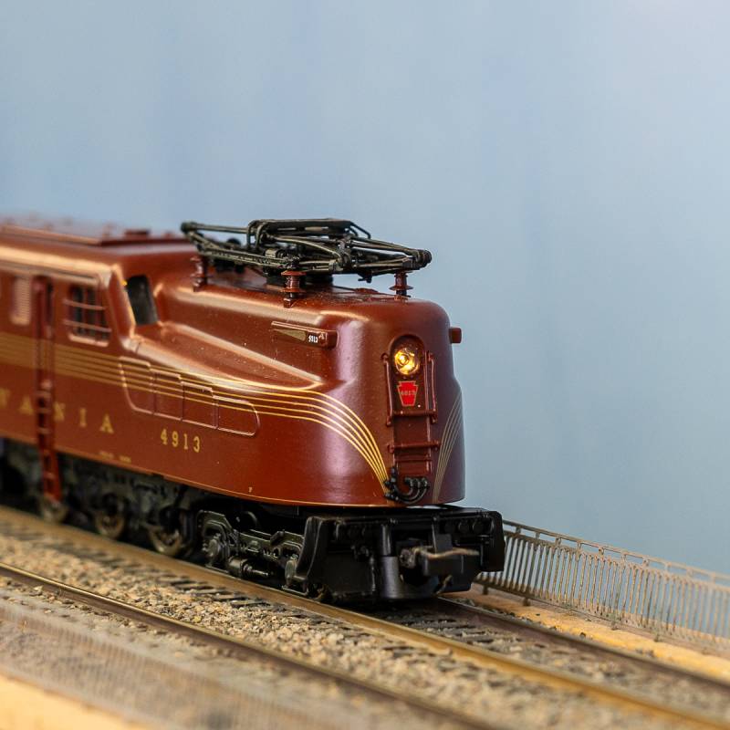 Broadway limited import 625 - LOCOMOTIVE PENNSY GG1 ELECTRIC  4913 W/Sound - USED ​​/ NEW