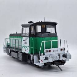 CHREZO 80-05 - Locotracteur SNCF Y 8186 - Chambéry - Livrée FRET