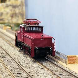 PIKO 51070 -  locomotive électrique BR E63 08 de la DB, rouge, échelle H0 - Occasion - neuve