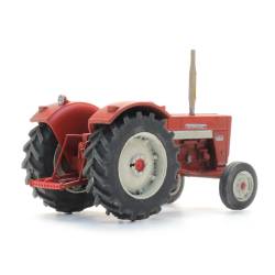 Artitec 10.461 - McCormick International 624 Tractor