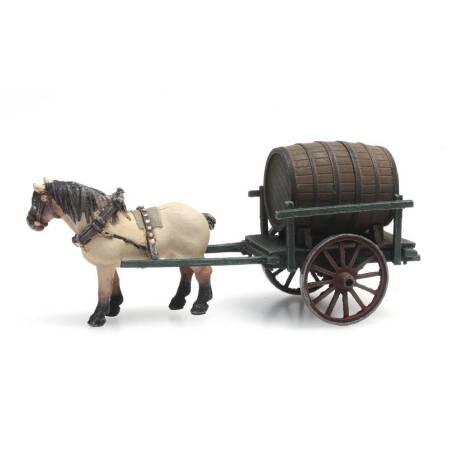 387.288 - Cheval et charrette chargée d'un tonneau